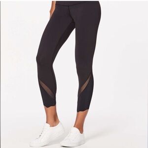 LULULEMON cropped leggings size 6